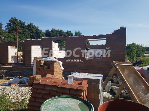 Кладка облицовочного кирпича