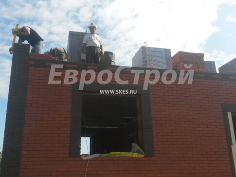 Кладка углов второго этажа